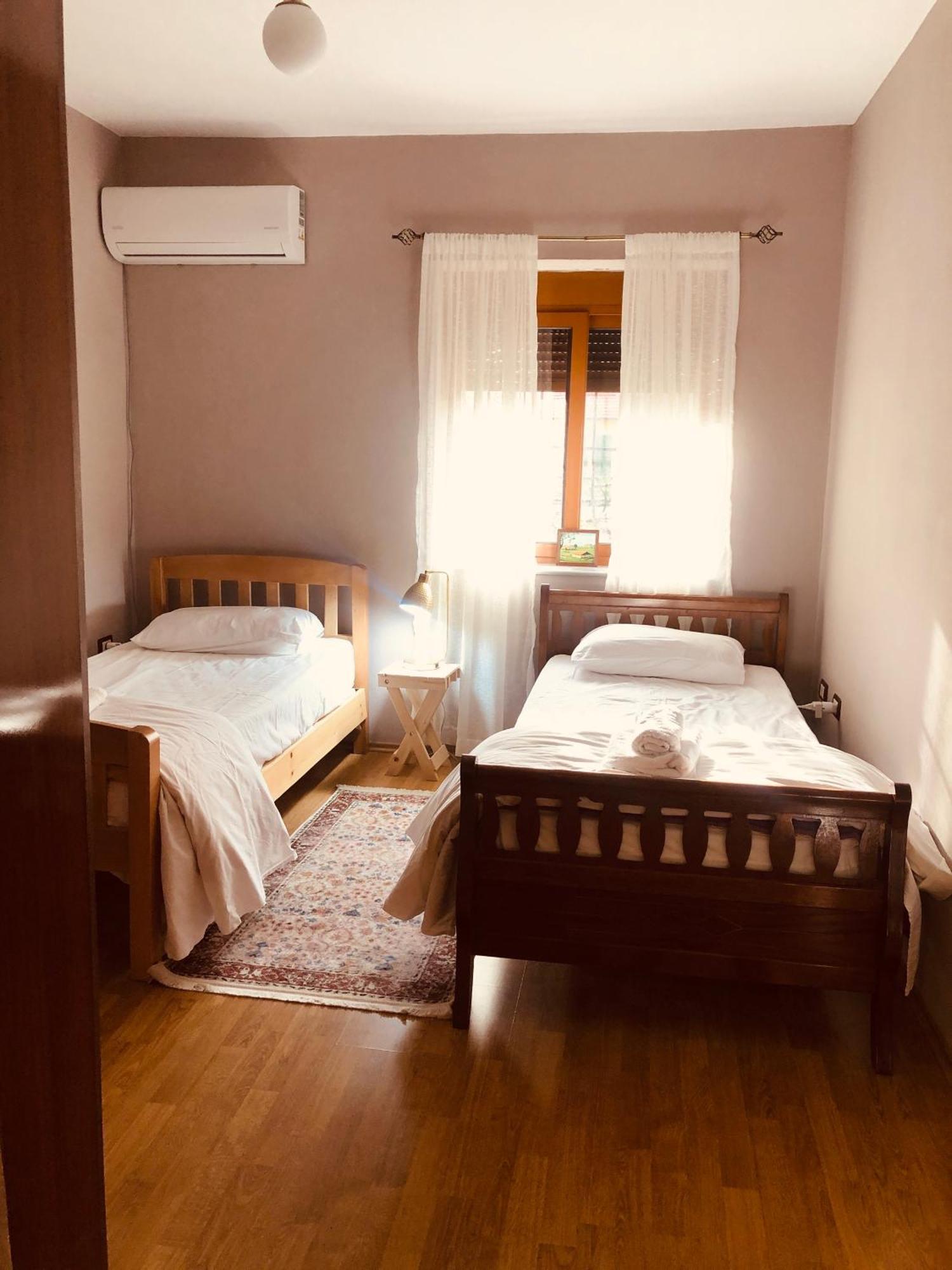 Qemal Stafa Apartment Tirana Exterior foto